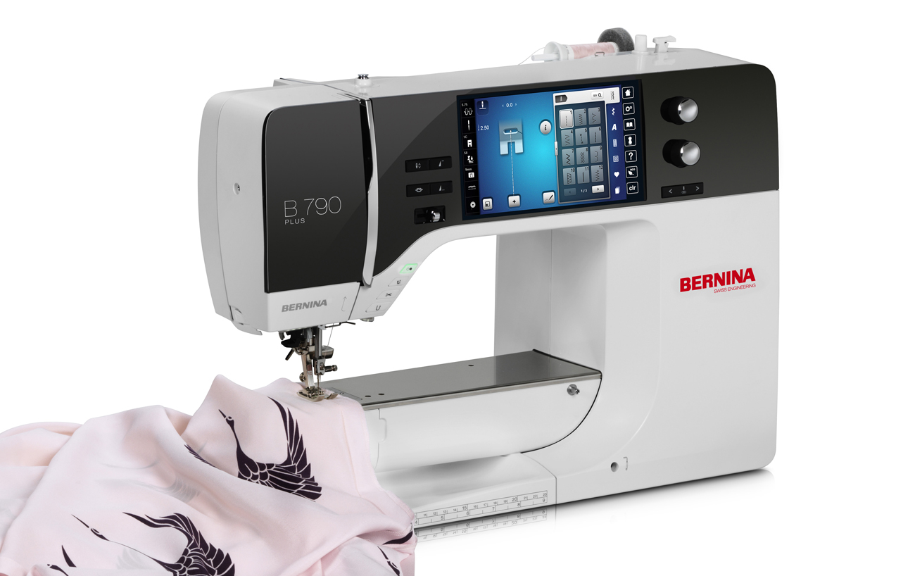 Швейная машина Bernina 790 Plus