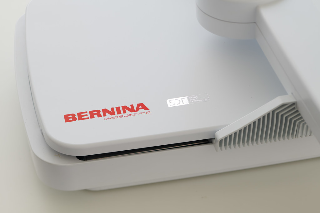 Вышивальный модуль Bernina (L) SDT