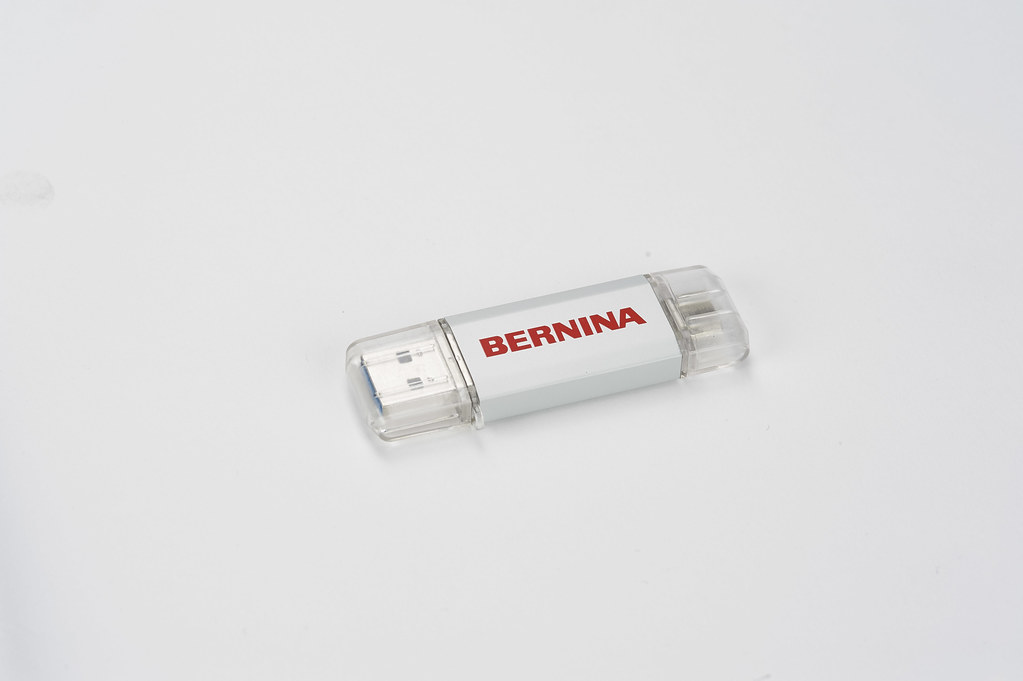 Bernina USB накопитель (16 Gb) 